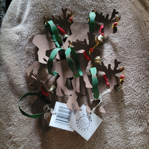 Reindeer Napkin Rings - Picture 2 of 6